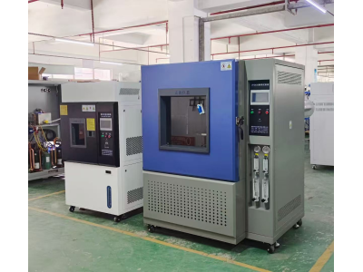 淋雨試驗箱，氙燈老化箱發(fā)貨江西客戶公司